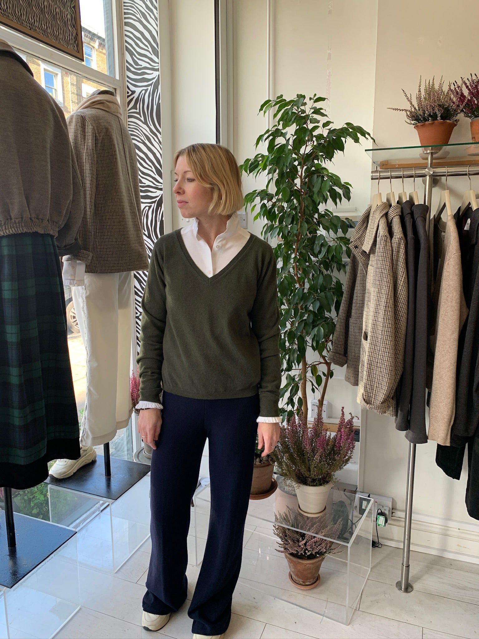 Green Italian Cashmere V-Neck Pullover