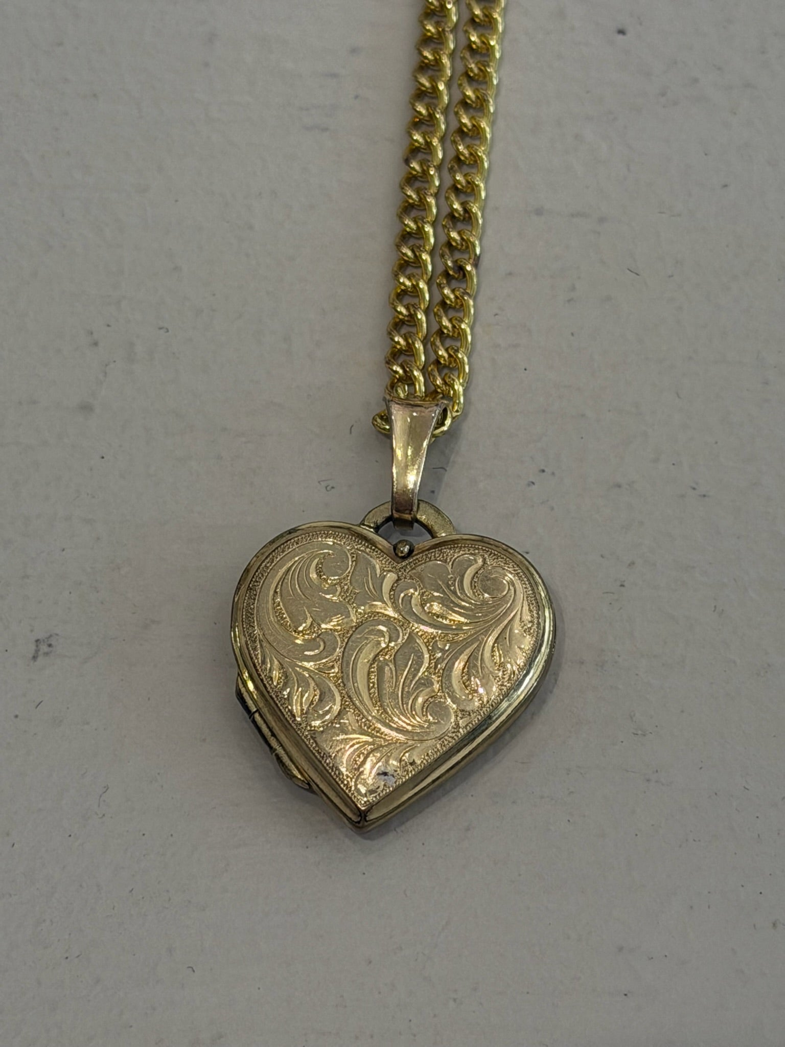 Vintage Gold-Plated Locket or Charm Necklace
