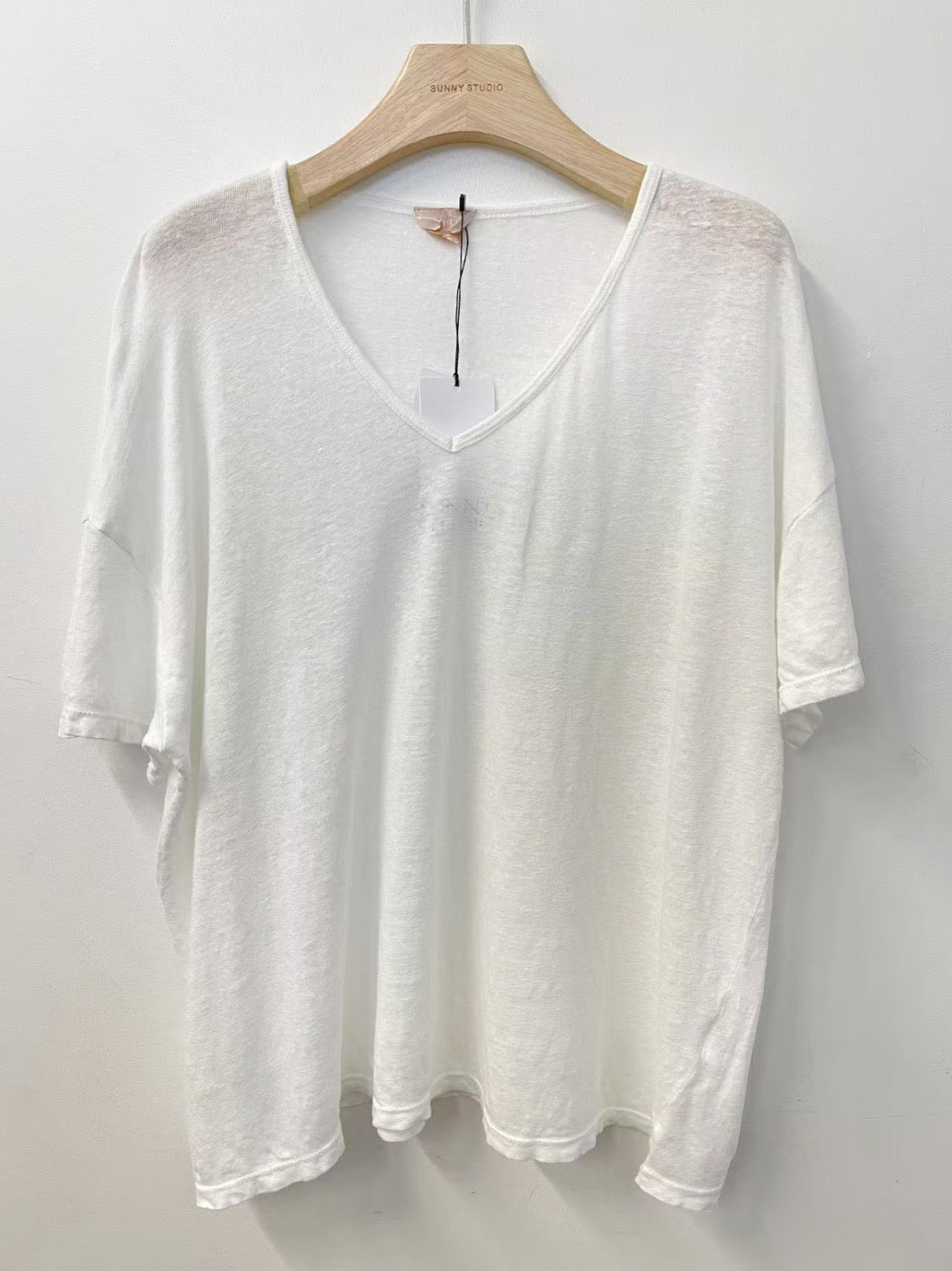 Linen V-Neck Tee