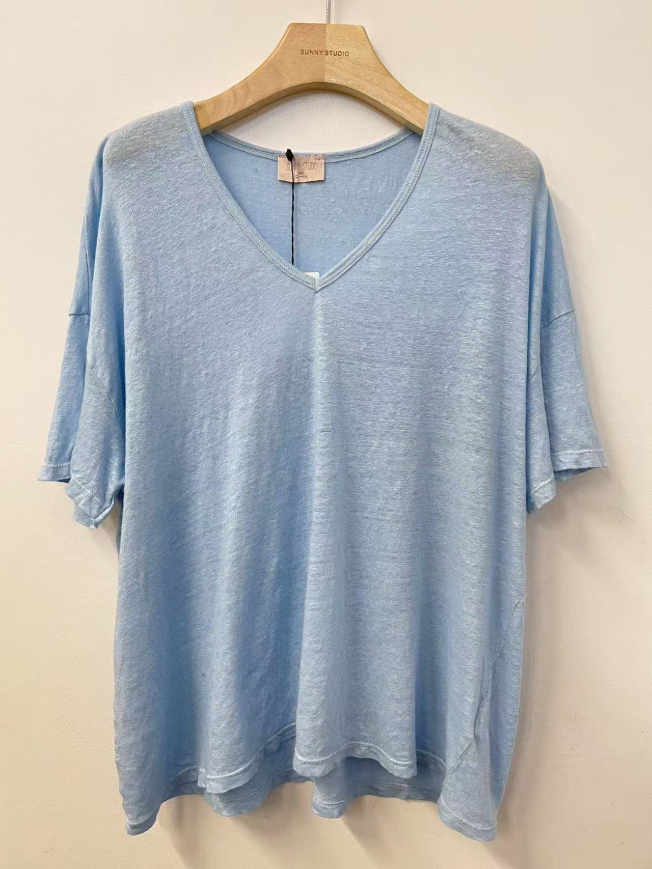 Linen V-Neck Tee