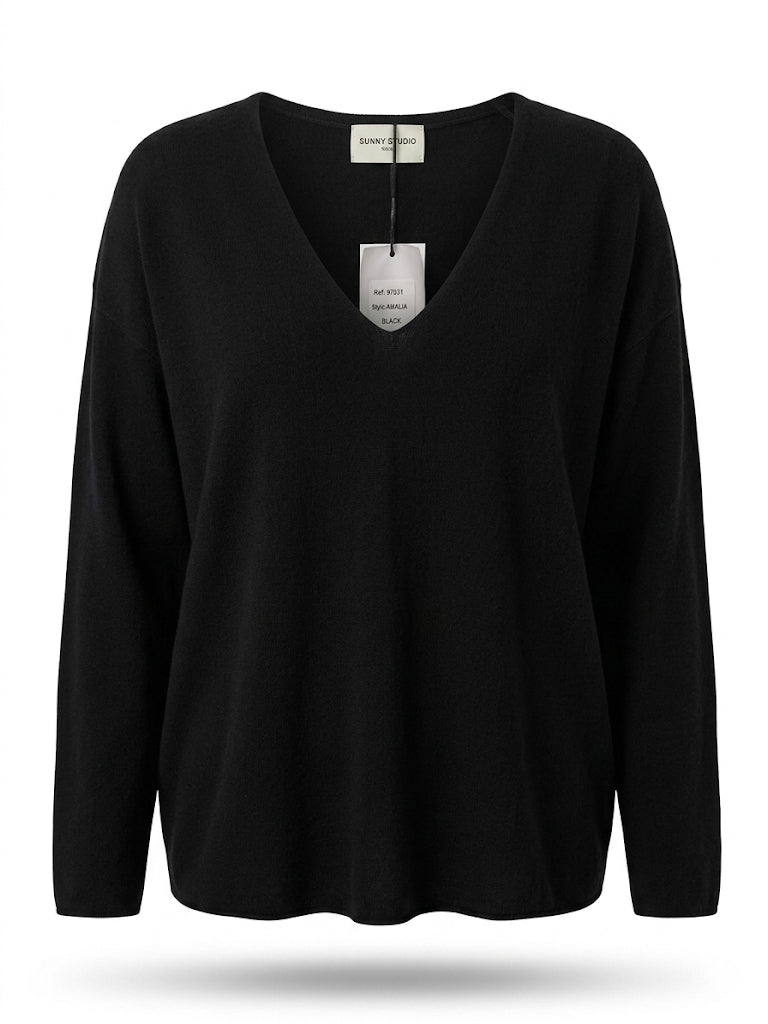 Amalia V-Neck Knit