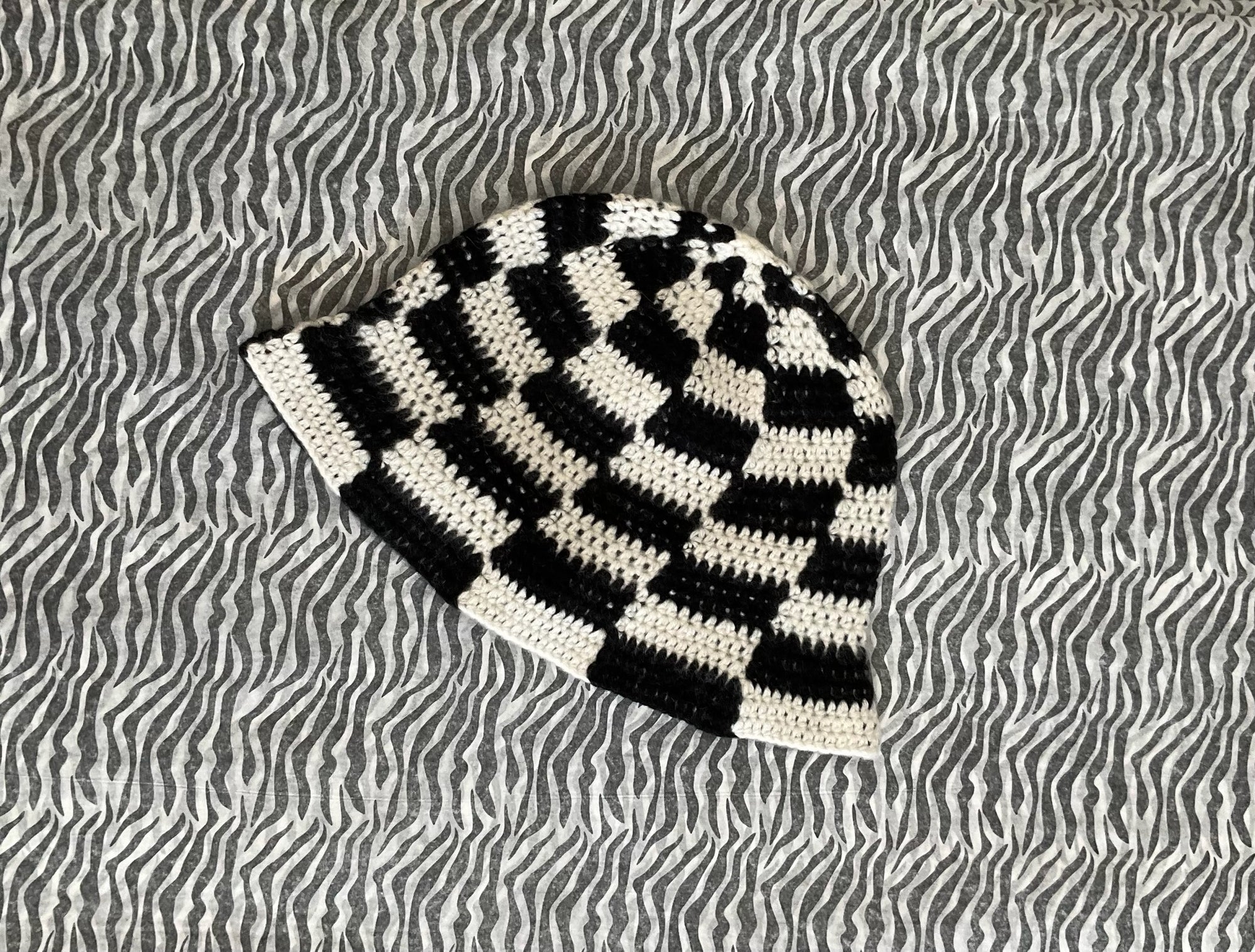 Cashmere Graphic Hat