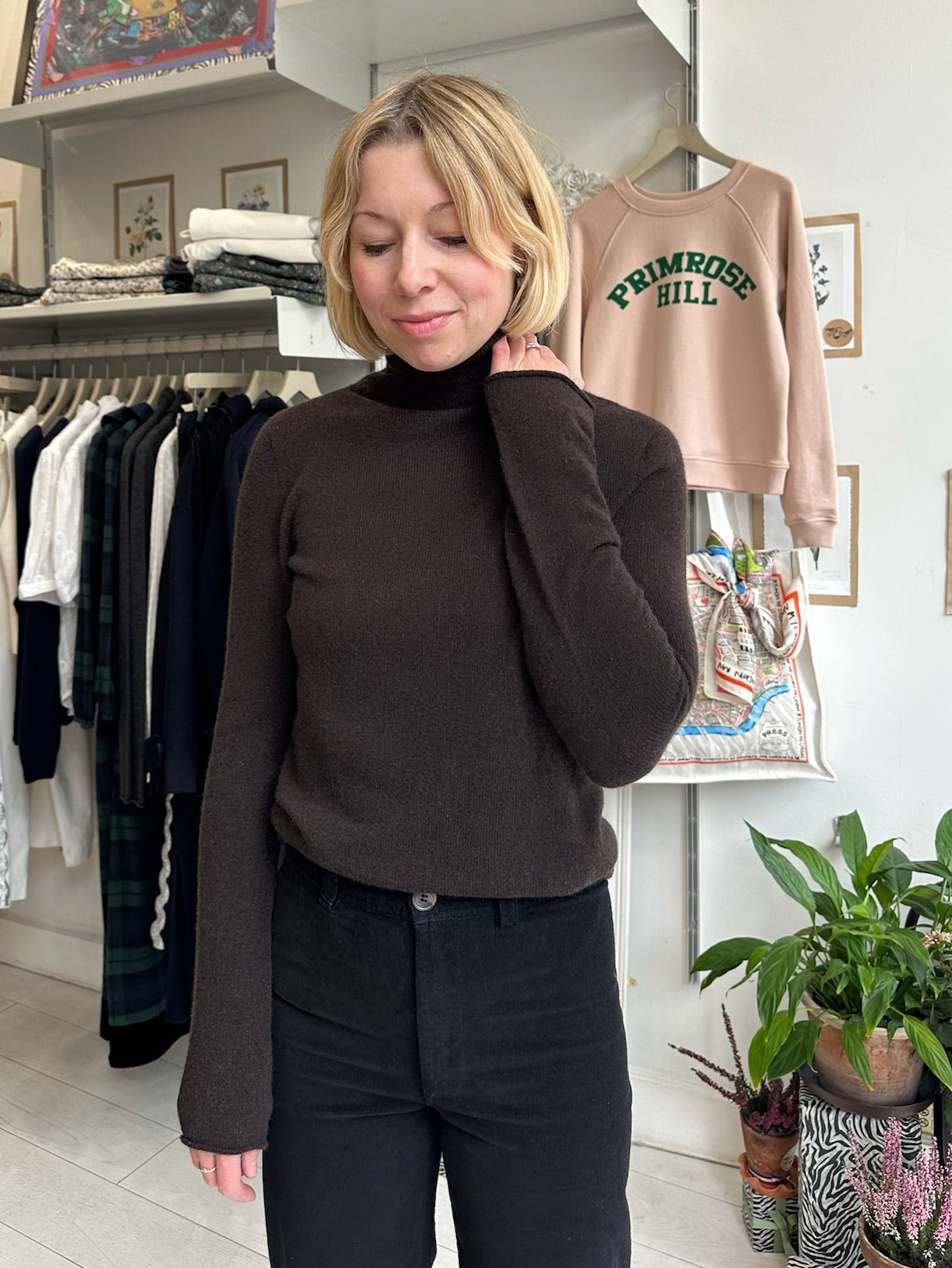 Dark-Choc Italian Cashmere Turtle-Neck Pullover