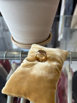 Gold plated signet ring - PRESS Primrose Hill