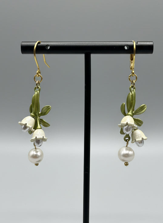 Vintage-style Bauble Earrings