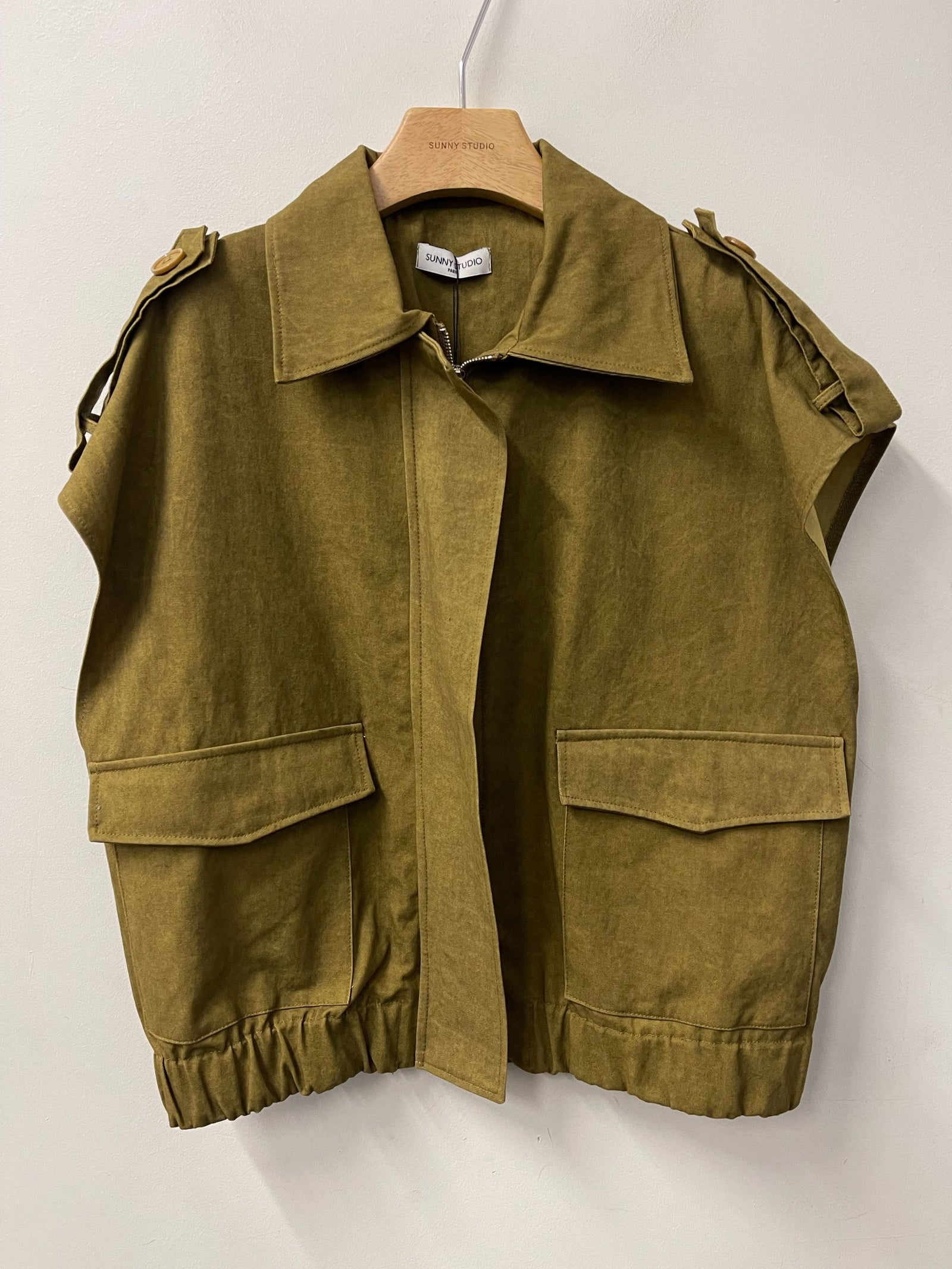 Sleeveless Kaki Jacket