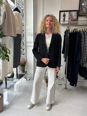 Black Harriett Wool Blazer