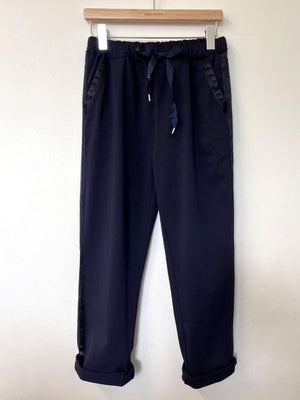Tux Jogger Pants in Navy or Kaki