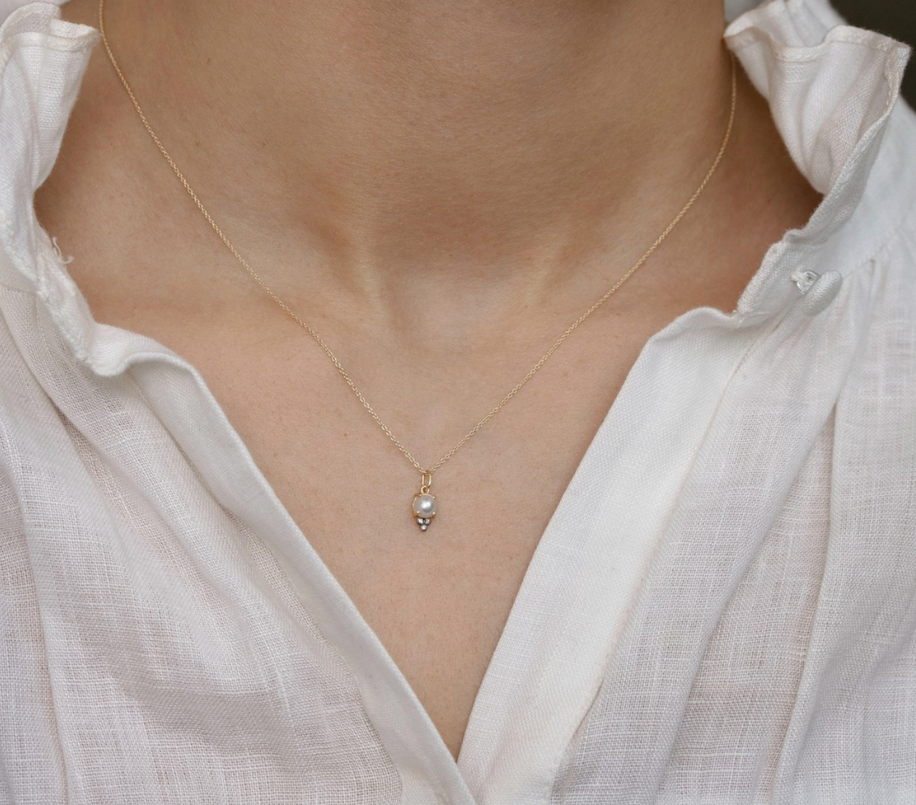 Vintage Fine Gold Necklaces