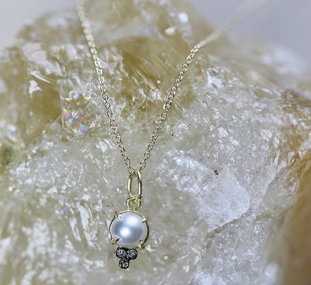 Vintage Fine Gold Necklaces