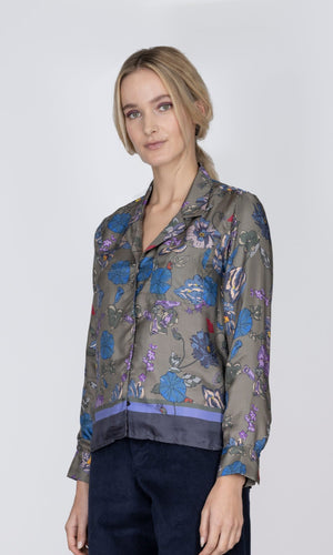 Silk Jodie Shirt In Olive-Macro Print